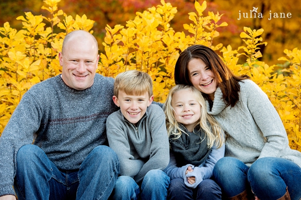 candid family photographer in norwalk, ct